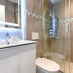 Urbanflat 209 - Beautiful Studio In The Center Of Paris