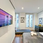 Urbanflat 209 - Beautiful Studio In The Center Of Paris